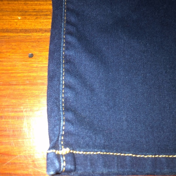 Denim capris - Picture 2 of 4